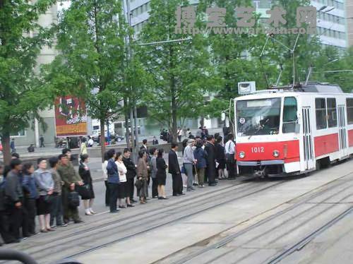 朝鲜人民的生活现状及朝鲜油画赏析(图)(2)_环