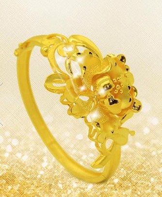 黄金再次暴跌 中国大妈被套已成事实_环球收